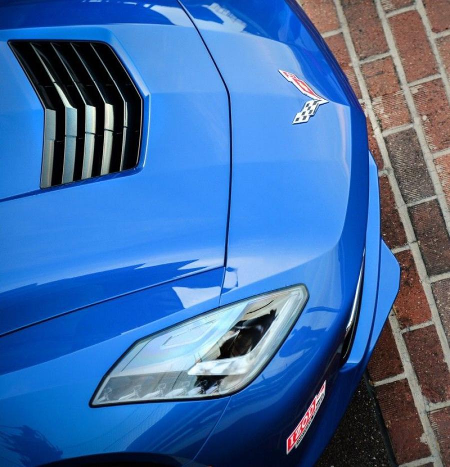 Детали экстерьера Chevrolet Corvette Stingray Indy 500 Pace Car (C7) 2013 года  (фото 1 из 9)